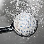 シャワーヘッドのフィルターを掃除する方法